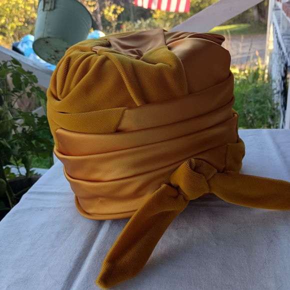 Exquisite Vintage Goldenrod/Mustard Turban Hat - Mid Century